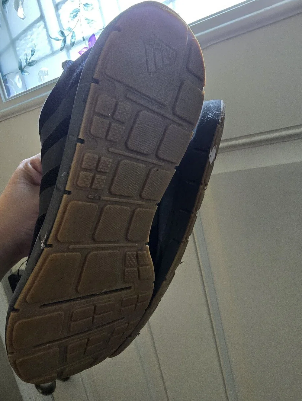 Adidas Swift Run 1.0 Black Gum Sole Fashion Sneakers